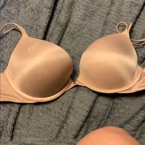 Victoria’s Secret 34c push up